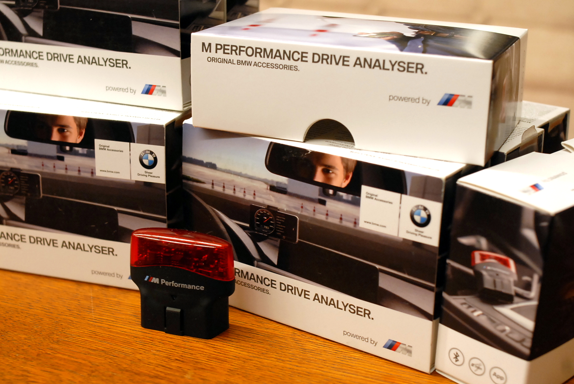 M DRIVE ANALYZER入荷っ♪ - 神戸店遠藤ブログ！BMW専門店Studie（スタディ）では、BMW全てのシリーズのカスタマイズ ...